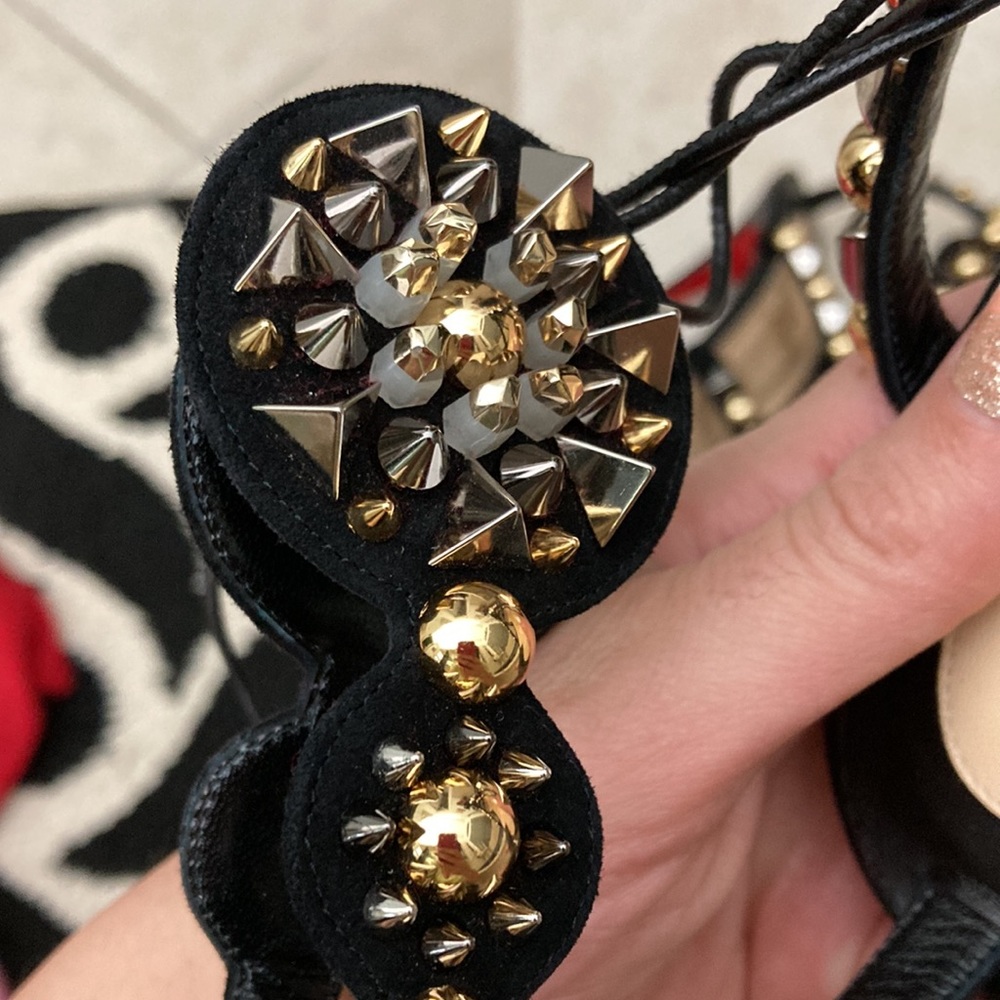 Rare Louboutin Kaleikita heels new - Picture 14 of 16